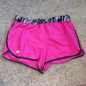 Under armor - shorts